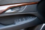 Cadillac Escalade 4WD Luxury 2015 года